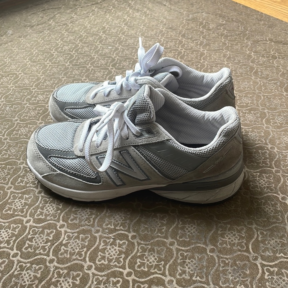 990v5 New Balance Sneakers - Grey